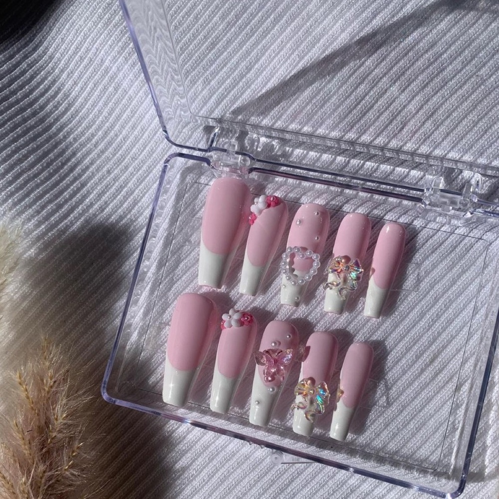 Handmade /press on nails + Free prep included /durable / high quality/ r…